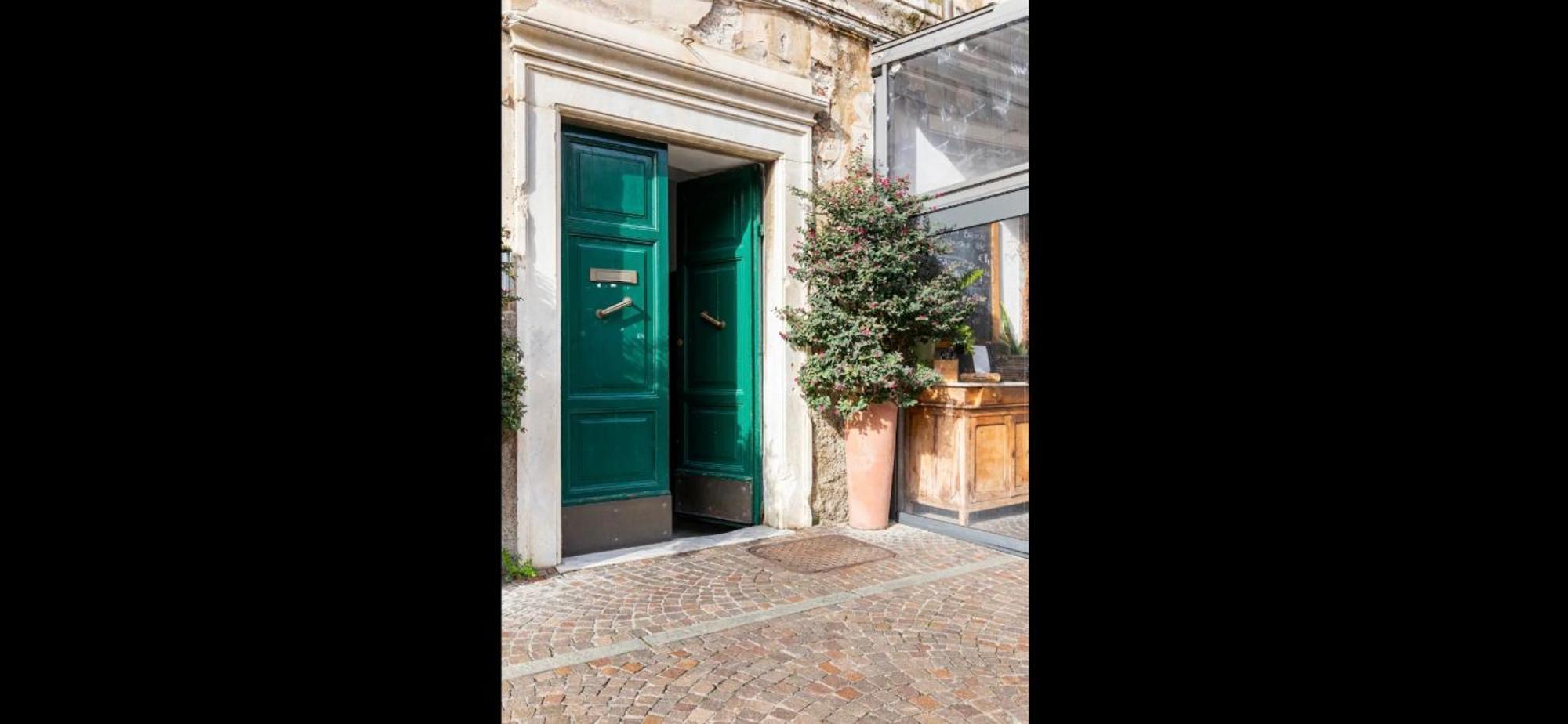 Appartement Cocoon, Atypical Flat In Historic Center & Breakfast à Sarzana Extérieur photo